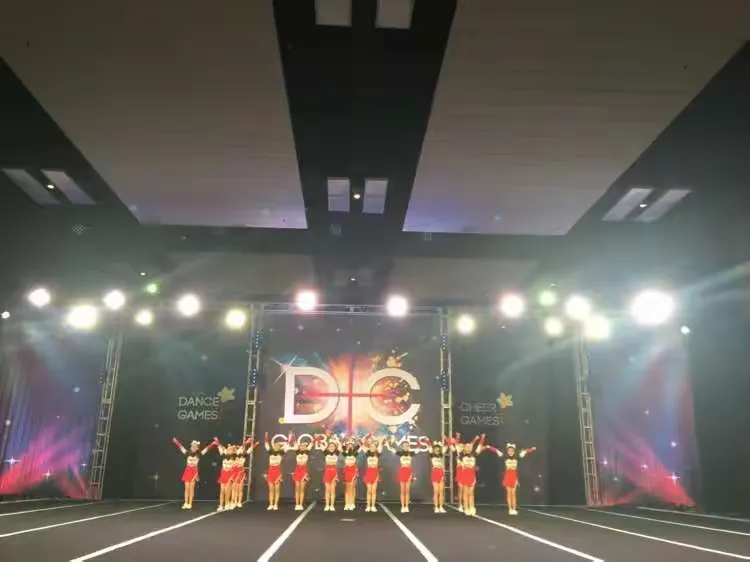 包含瑞士队观众热烈欢呼！，浓眉哥迎来五赛季出色发挥赛场气氛高涨的词条-九游平台