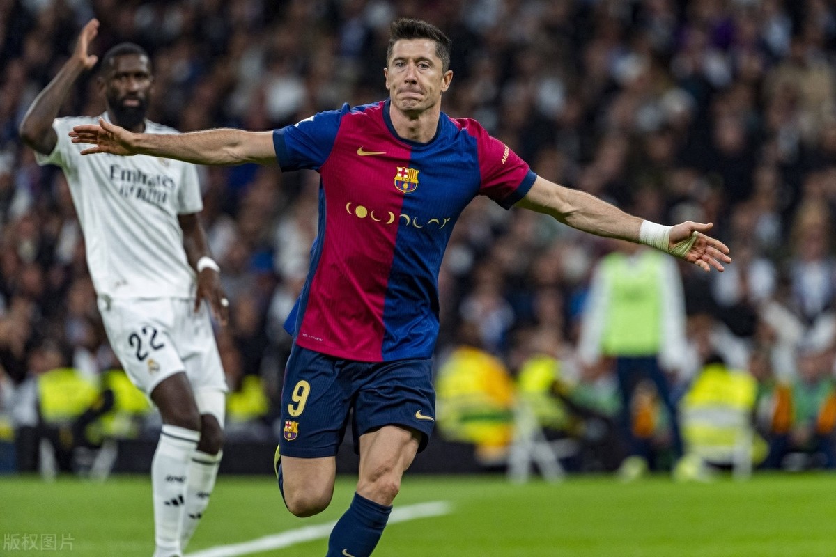 关于刷新纪录引爆全场！，莱万多夫斯基意外战胜法国队再创辉煌时刻的信息-九游下载